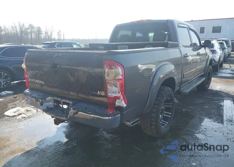 2004 Toyota Tundra Sr5 V8 z USA, uszkodzony, nr VIN 5TBET34114S448308